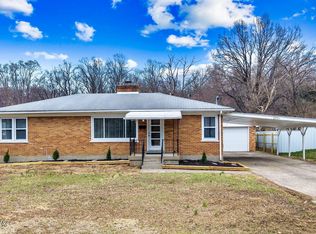 6701 Morocco Dr, Louisville, KY 40214