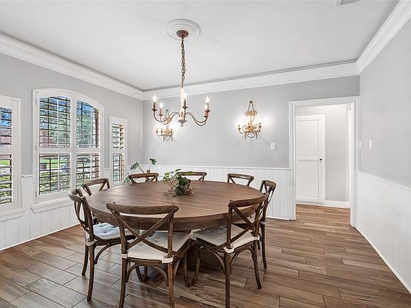 5th image of 5531 Grandwood Lane