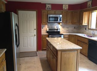 5808 N Spruce Ave, Kansas City, MO 64119