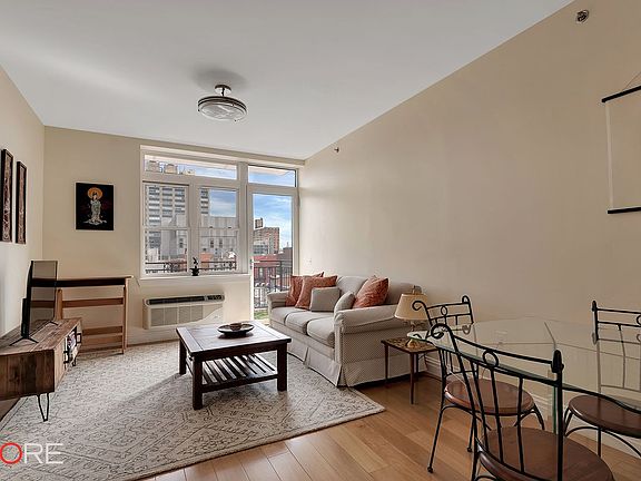 3rd image of 70 W 139th St APT 7A