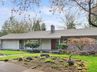 5570 SW Dover Ln, Portland, OR 97225