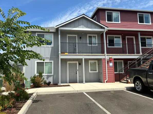1995 Sky Park Dr