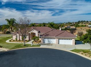 30606 Falling Star Cir, Valley Center, CA 92082