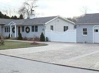 54 Laurelwood Dr, Niantic, CT 06357