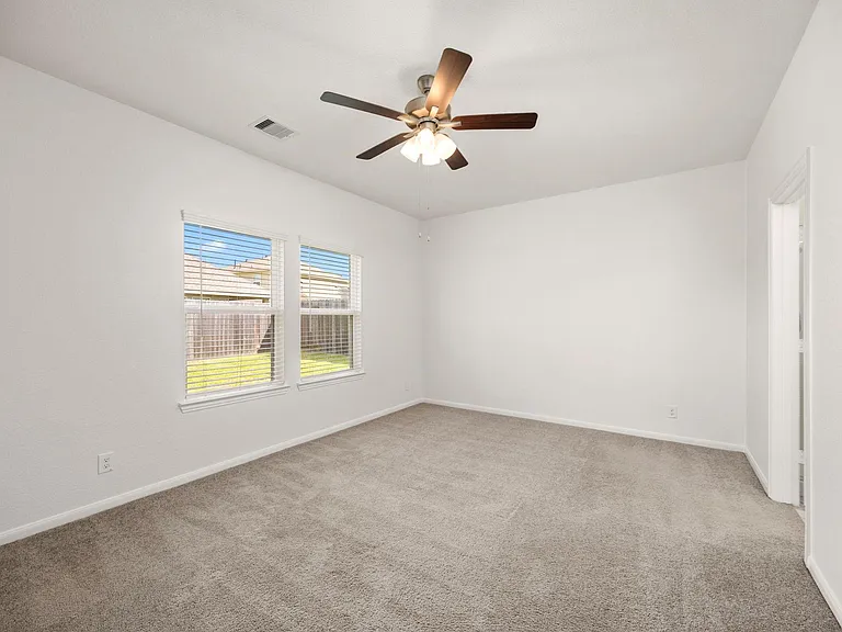 30419 Crystal Stream Ln — Photo 16