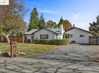 1692 Manor Ln, Concord, CA 94521