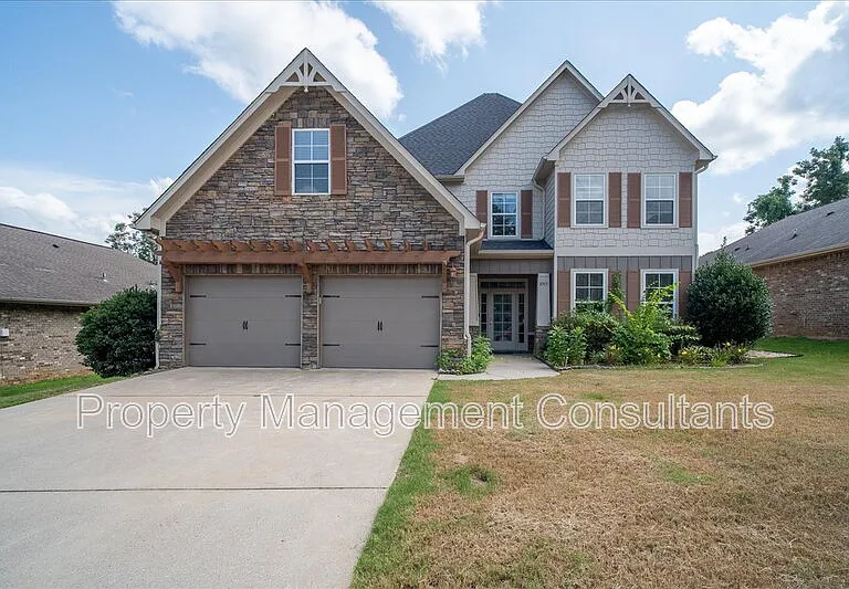 2903 Magnolia Park Dr SE — Photo 2