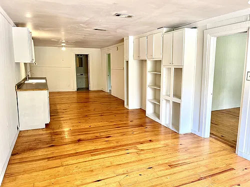 467 W Buchanan St Photo 1
