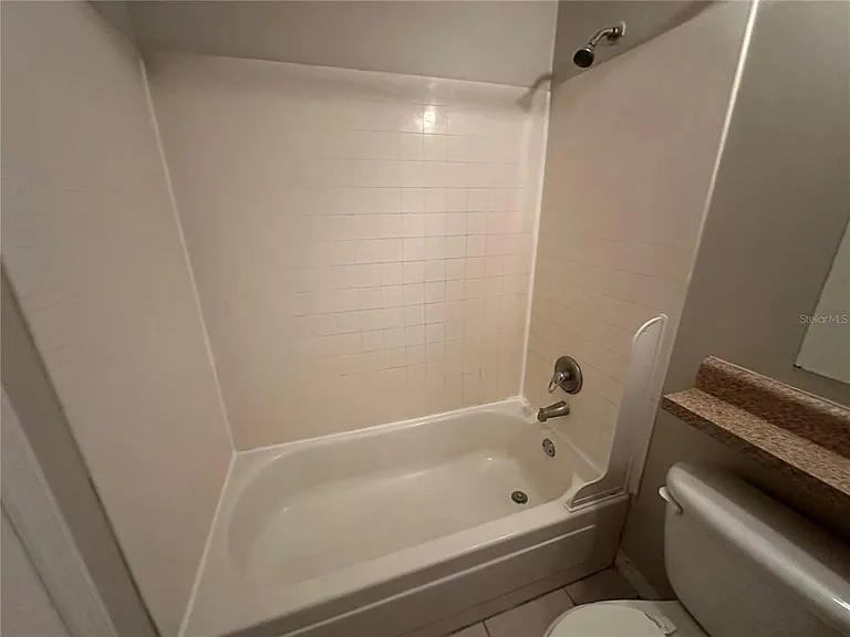 1695 Lee Rd #B114 — Photo 10