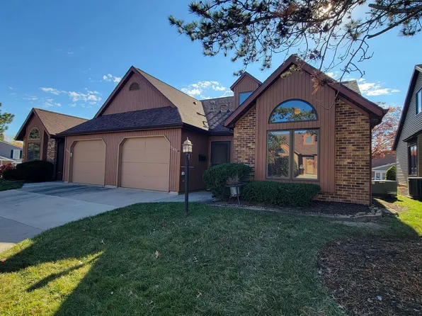 5109 Woodmark Ct, Fort Wayne, IN 46815