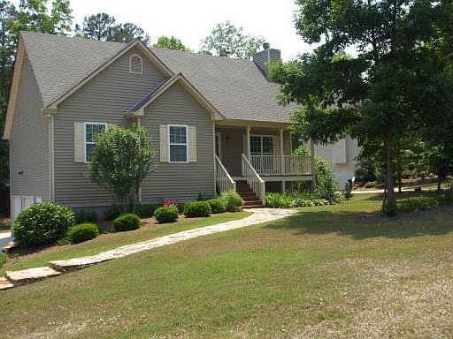 2nd image of 621 Greenwood Park Way
