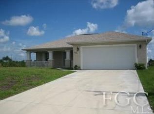 2514 56th St W, Lehigh Acres, FL 33971