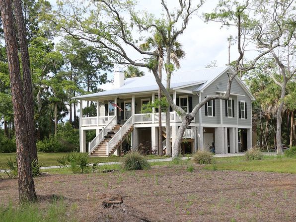16 Driftwood Dr