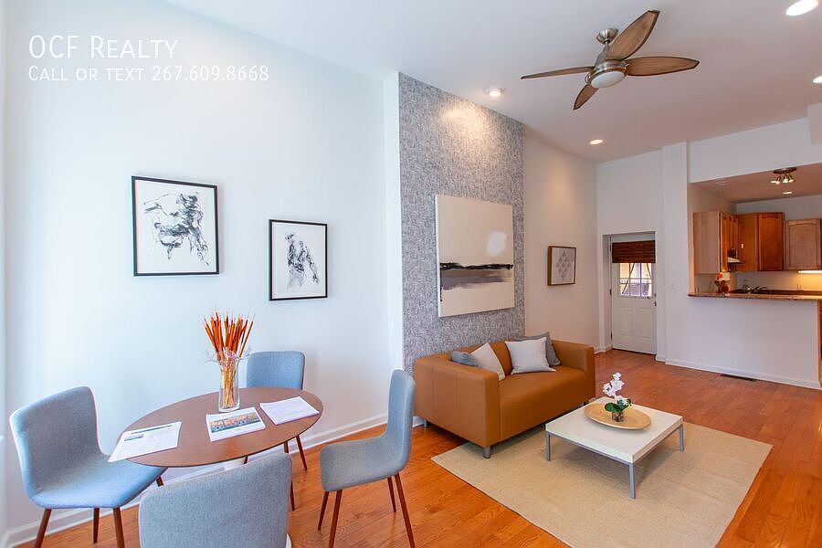 1st image of 1921 Poplar St #1
