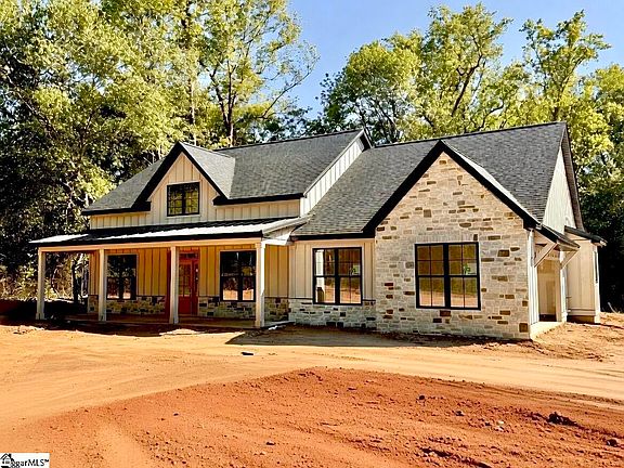 4th image of 294 Parris Farm Rd