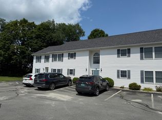 104 Kingsbury Cir APT 32, Derby, VT 05829