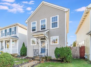 3107 Talon Cir, Aurora, IL 60503