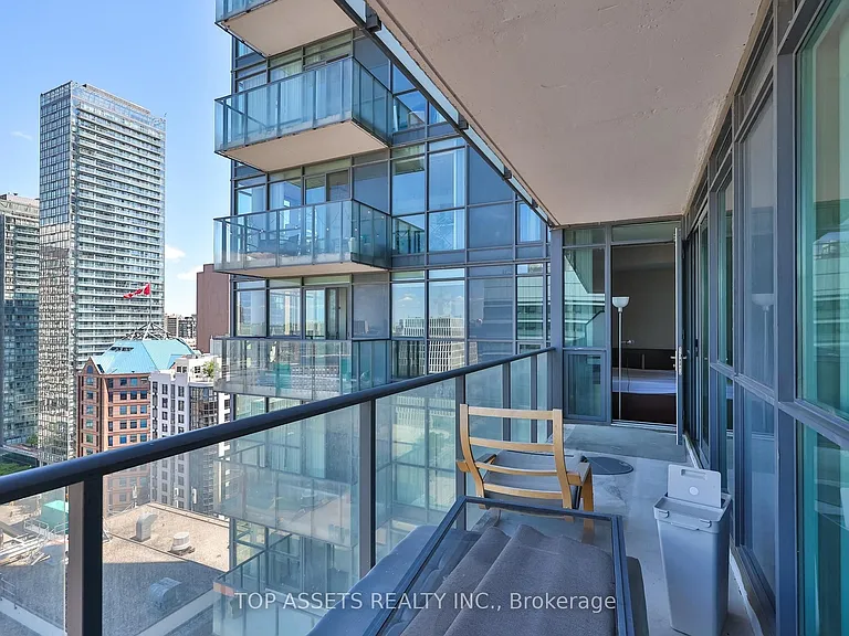770 Bay St #2112 — Photo 19