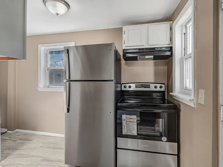 2911 Clifton Ave #A — Photo 11