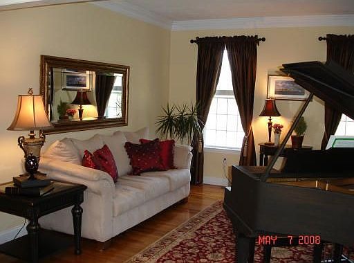 5th image of 15 Hollowdale Farm Ln