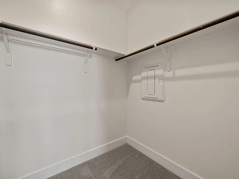 219 Pinnacle Ln — Photo 11