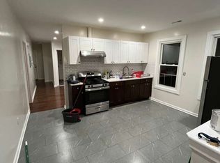 21 Foster St #2, Meriden, CT 06451