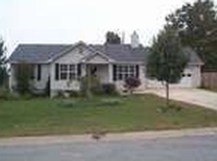 401 Harmony Ln, Auburn, GA 30011