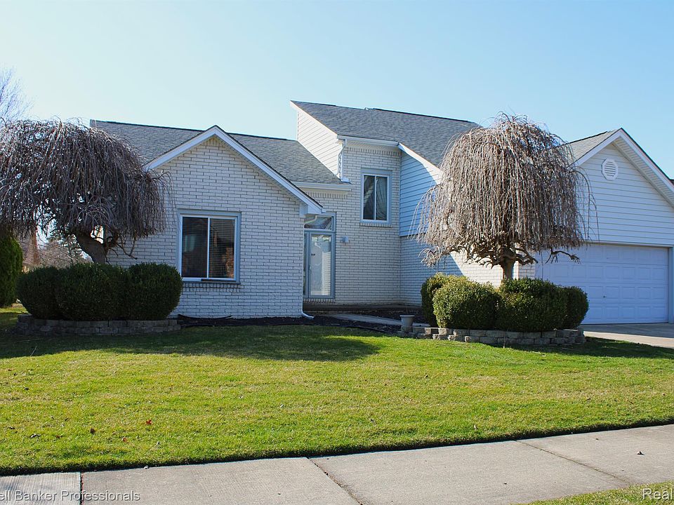 1st image of 52423 Maurice Dr