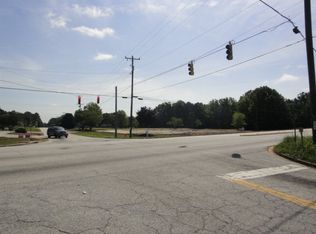 1109 Deadfall Rd W, Greenwood, SC 29649