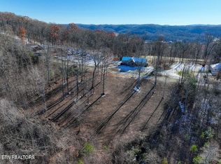 34 Hickory Pointe Ln, Maynardville, TN 37807