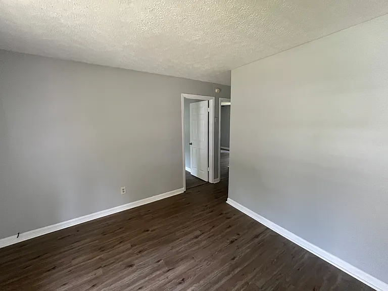 509 Coventry Ct #A — Photo 2