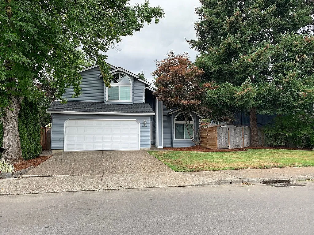 16393 NW Charlais St photo 1