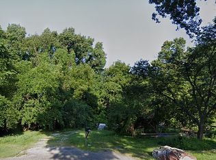 446 Joseph Dr, Maryville, IL