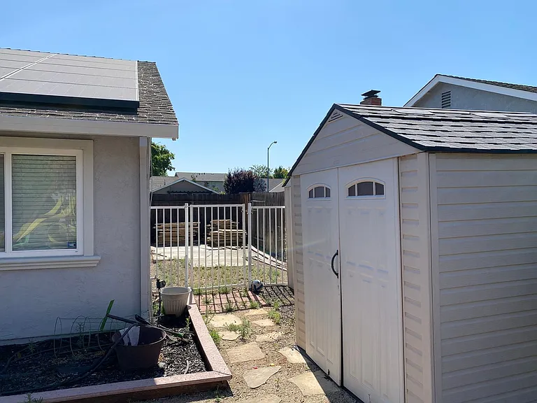 1650 Honeysuckle Rd — Photo 37