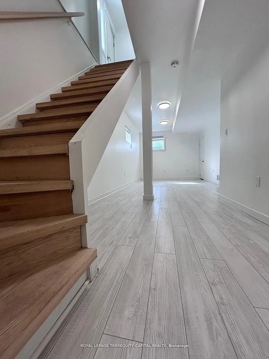 Building Photo - 58 Wessenger Dr #LOWER