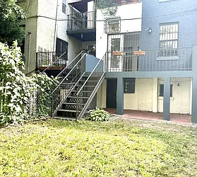 Rented by R New York