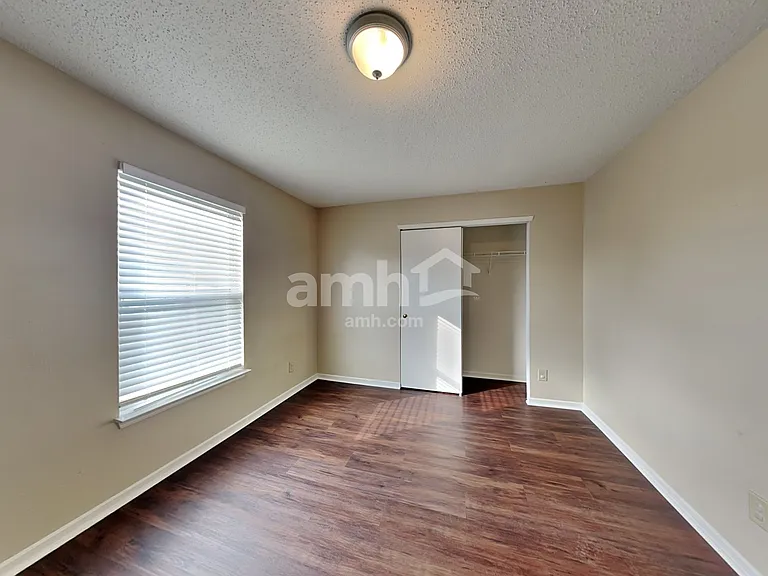 1221 Redwood Dr — Photo 20