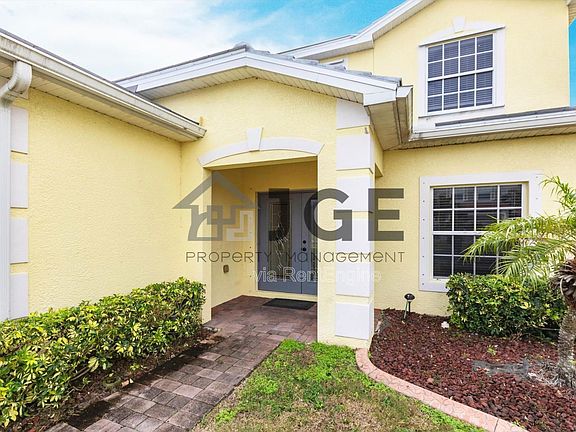 3rd image of 2201 Cape Heather Cir