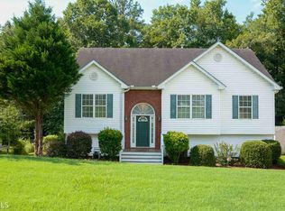 213 Towler Shoals Dr, Loganville, GA 30052