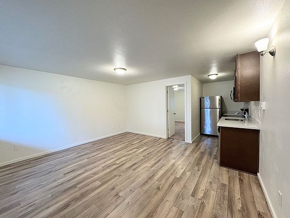 2nd image of 3015 N Highland St #202