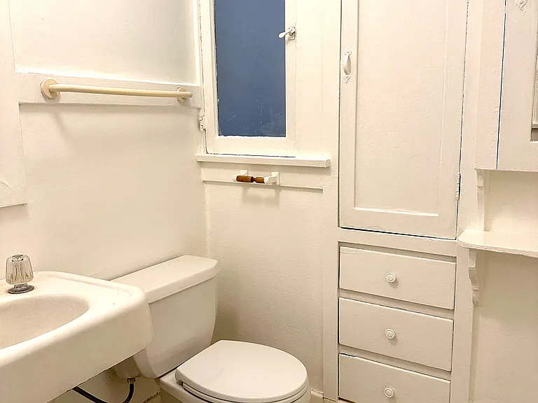1138 N Gardner St #1138 — Photo 13