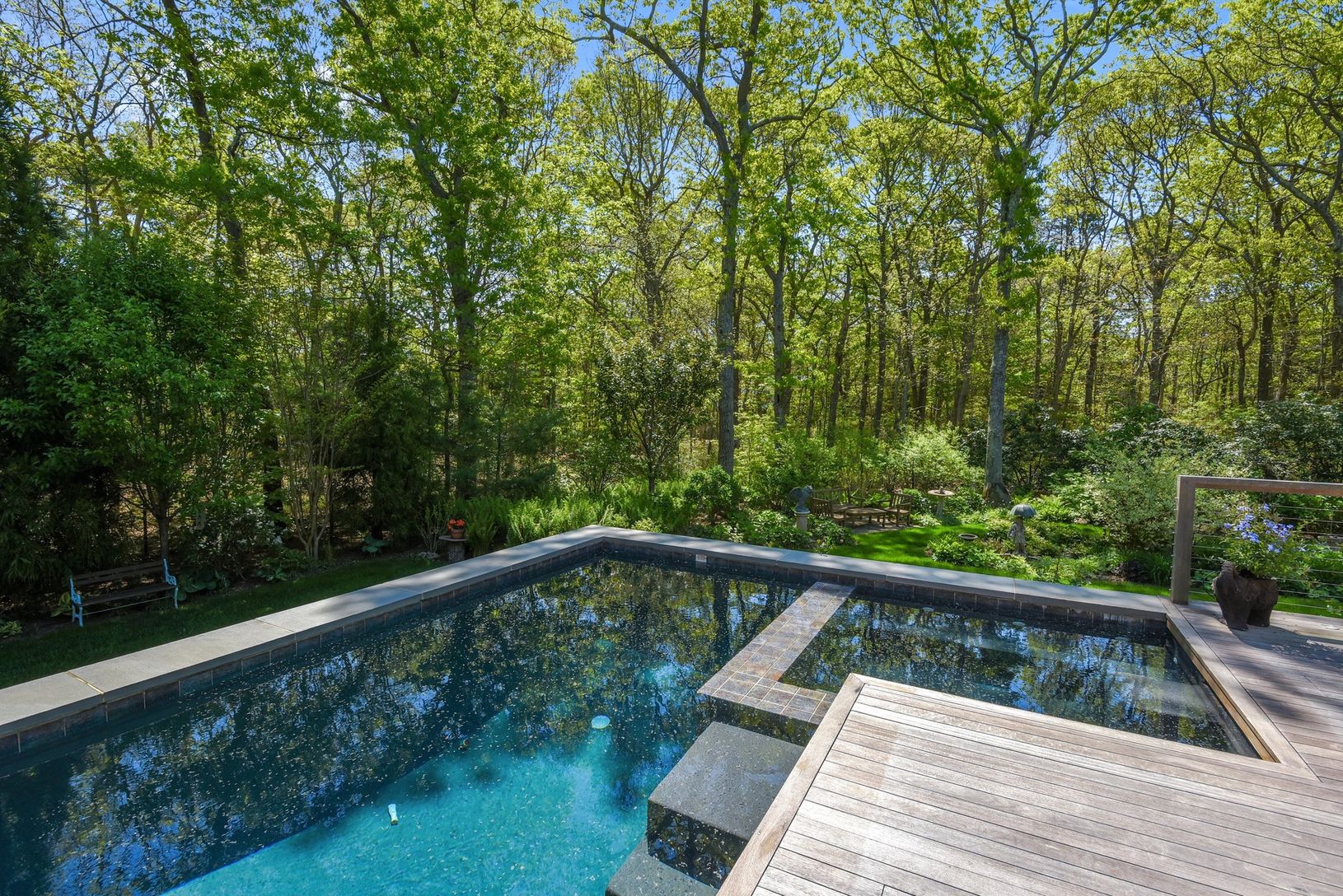  gunite heated pool and spa