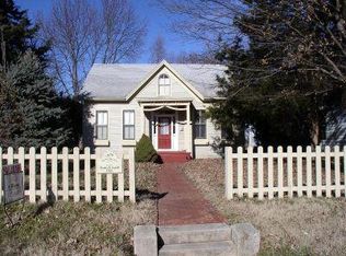 1021 W Walnut St, Springfield, MO 65806