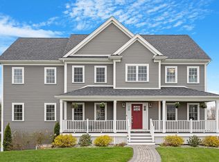 130 Windkist Farm Rd, North Andover, MA 01845