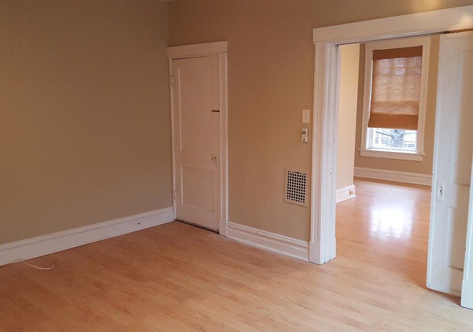 Living room looking towards bedroom
