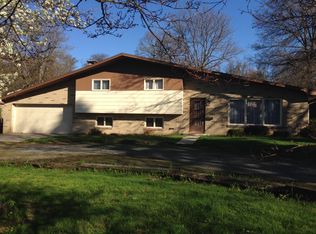 915 9th St, Windber, PA 15963