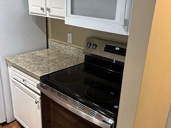 4th image of 18336 Streamside Dr APT 204