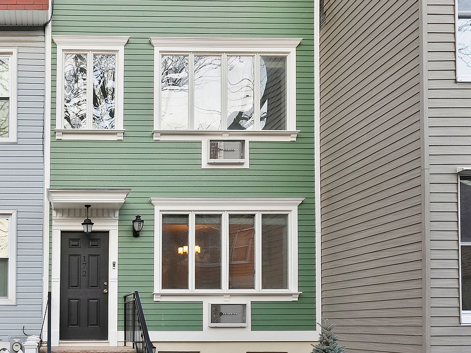 1st image of 172 Eckford St #1