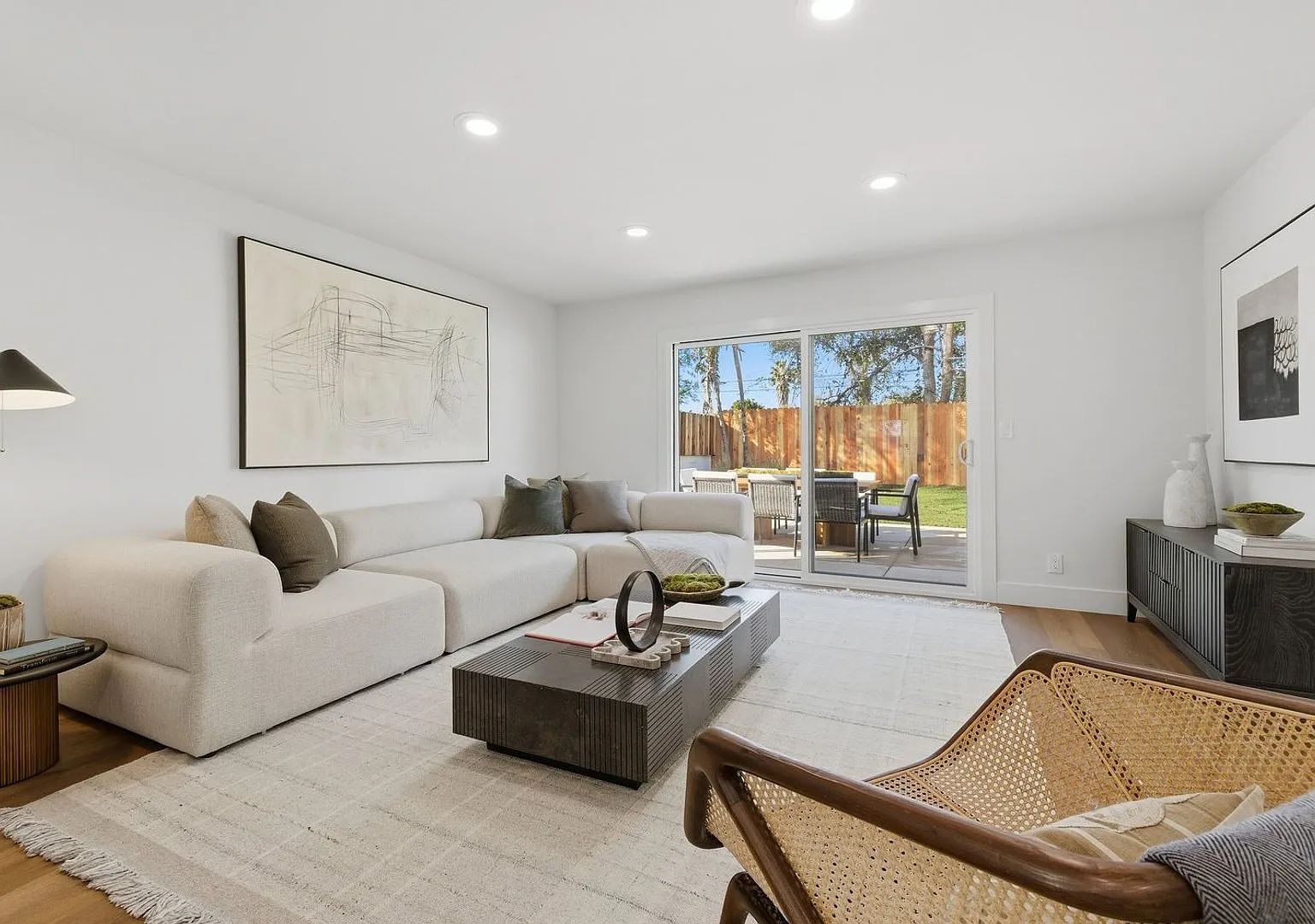Newly Renovated Home in the Heart of West Hills! — Photo 4