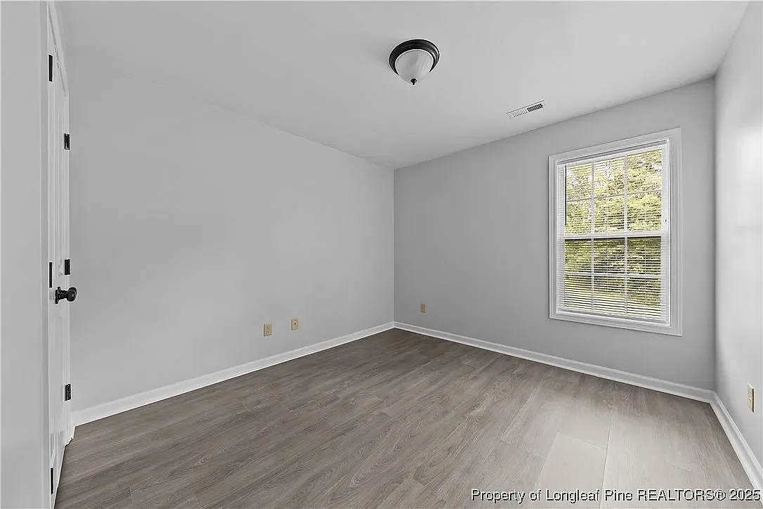 123 Burgess Lane - 125 — Photo 3